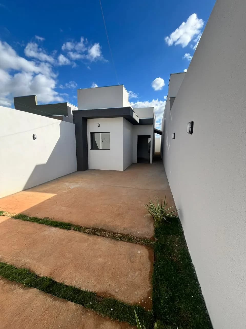 Casa à Venda no Bairro Independência - Montes Claros — foto 1 de 15