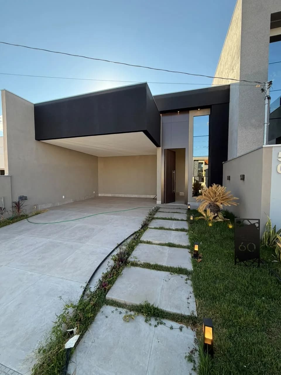 Casa à Venda no Condomínio Vila Segura - Montes Claros — foto 1 de 16