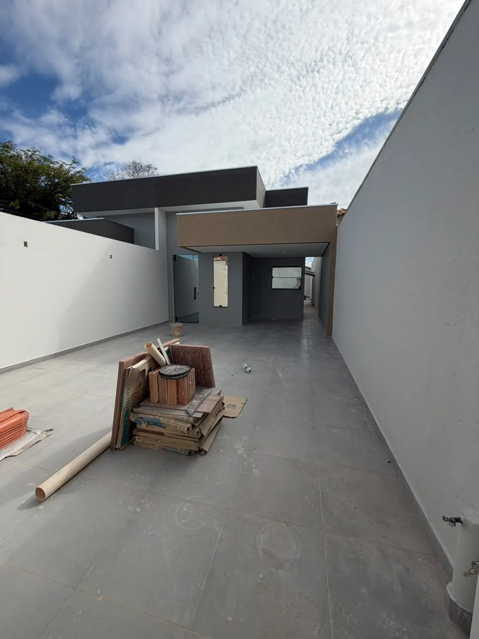 Casa à Venda no Jardim Primavera - Montes Claros — foto 1 de 12