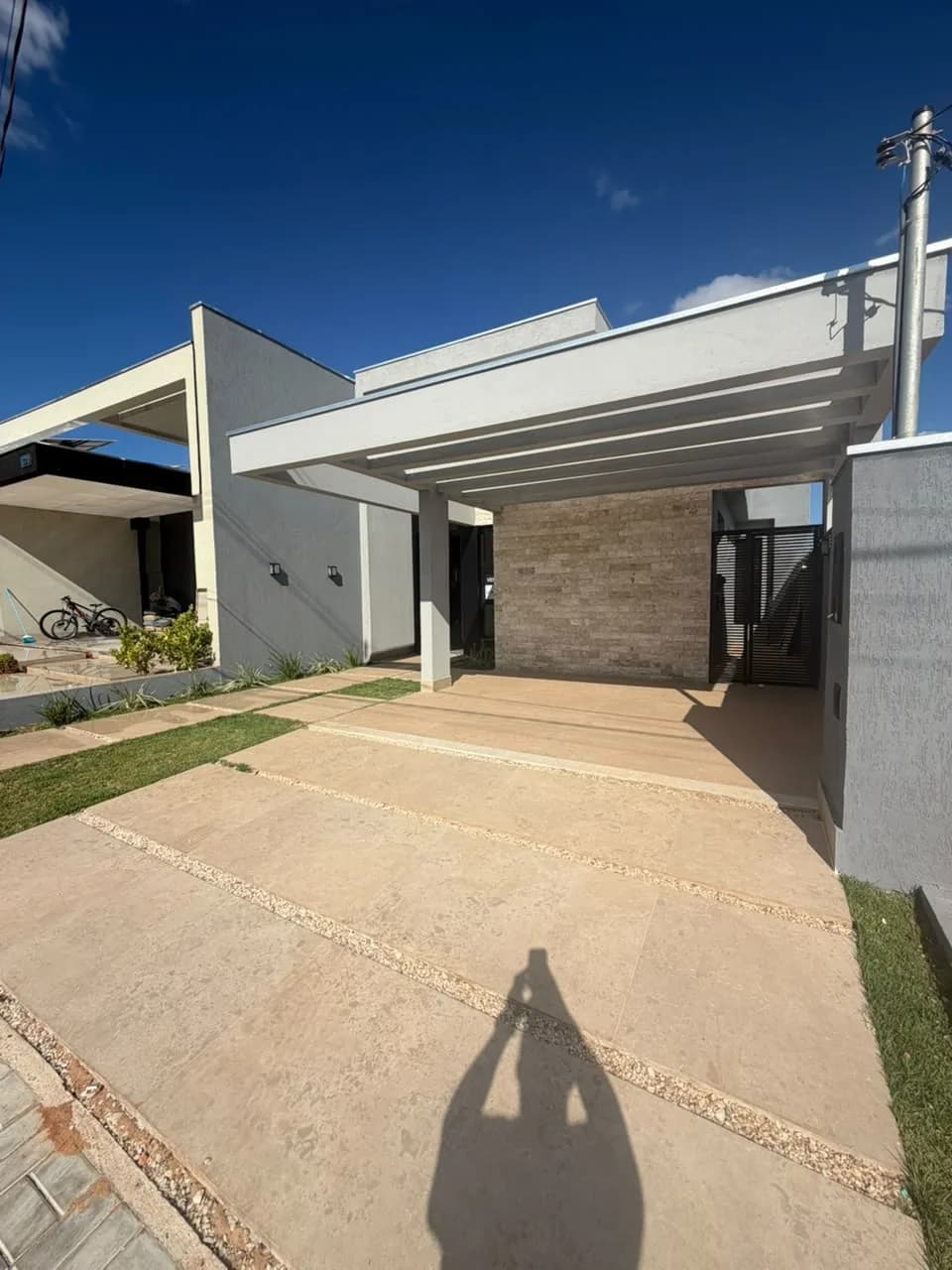 Casa Alto Padrão no Condomínio Vila Segura - Montes Claros — foto 1 de 16