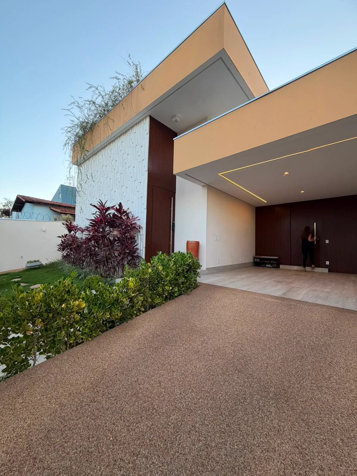 Casa Térrea à Venda no Ibituruna - Montes Claros — foto 1 de 28